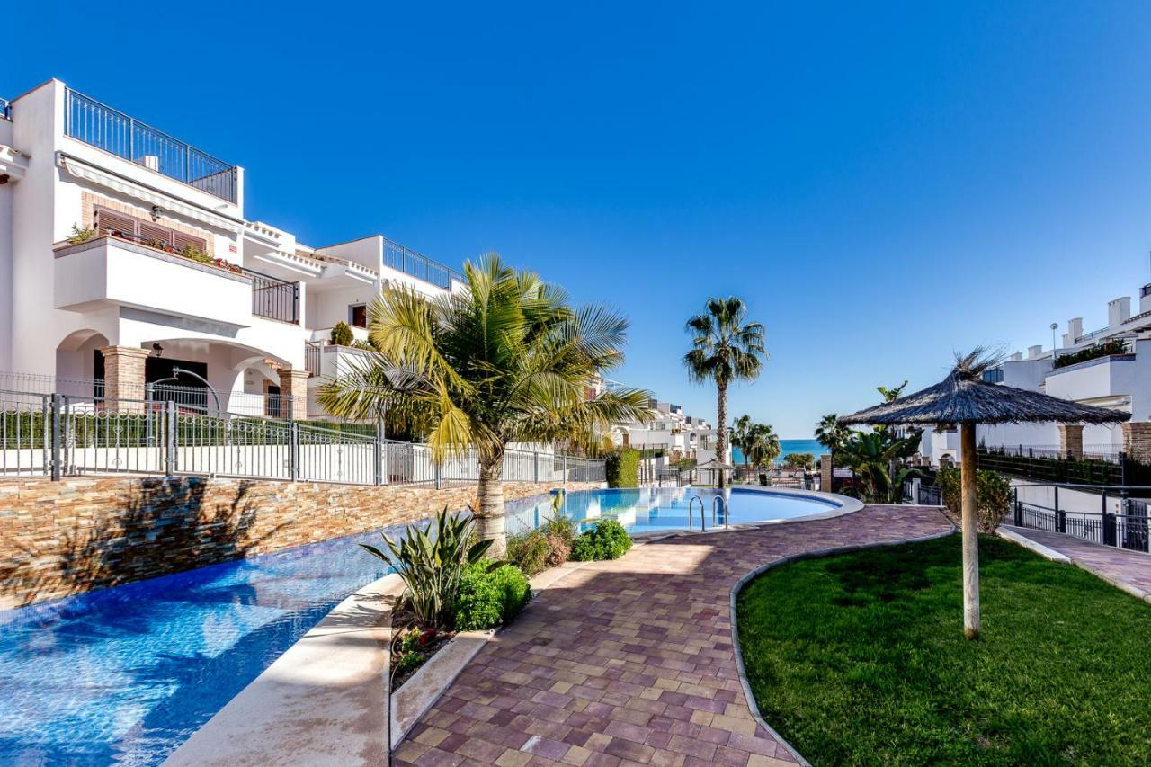 Appartamento Azul Beach - La Mata Torrevieja Esterno foto